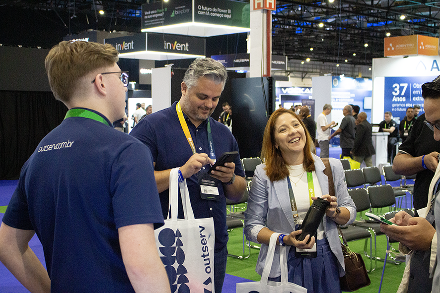 Consultoria SST e Portal RH: Outserv apresenta soluções no CONARH 2025